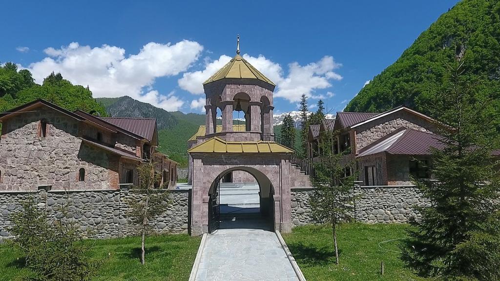 в грузии какая церковь