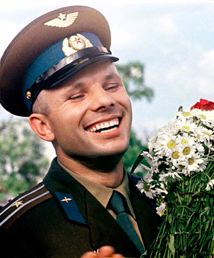 Гагаринская улыбка