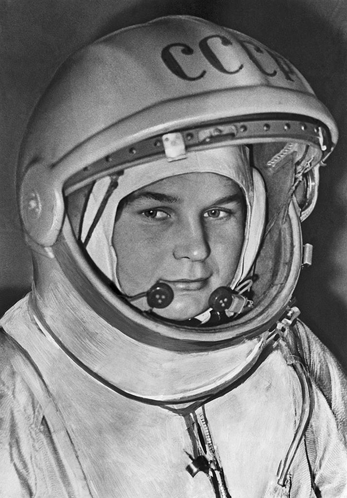 16 июня первая женщина космонавт 1963