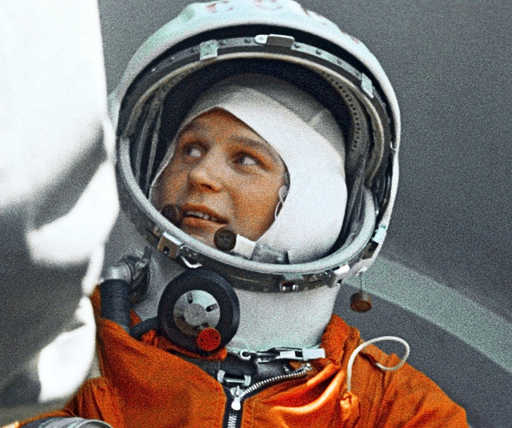 1 космонавт женщина